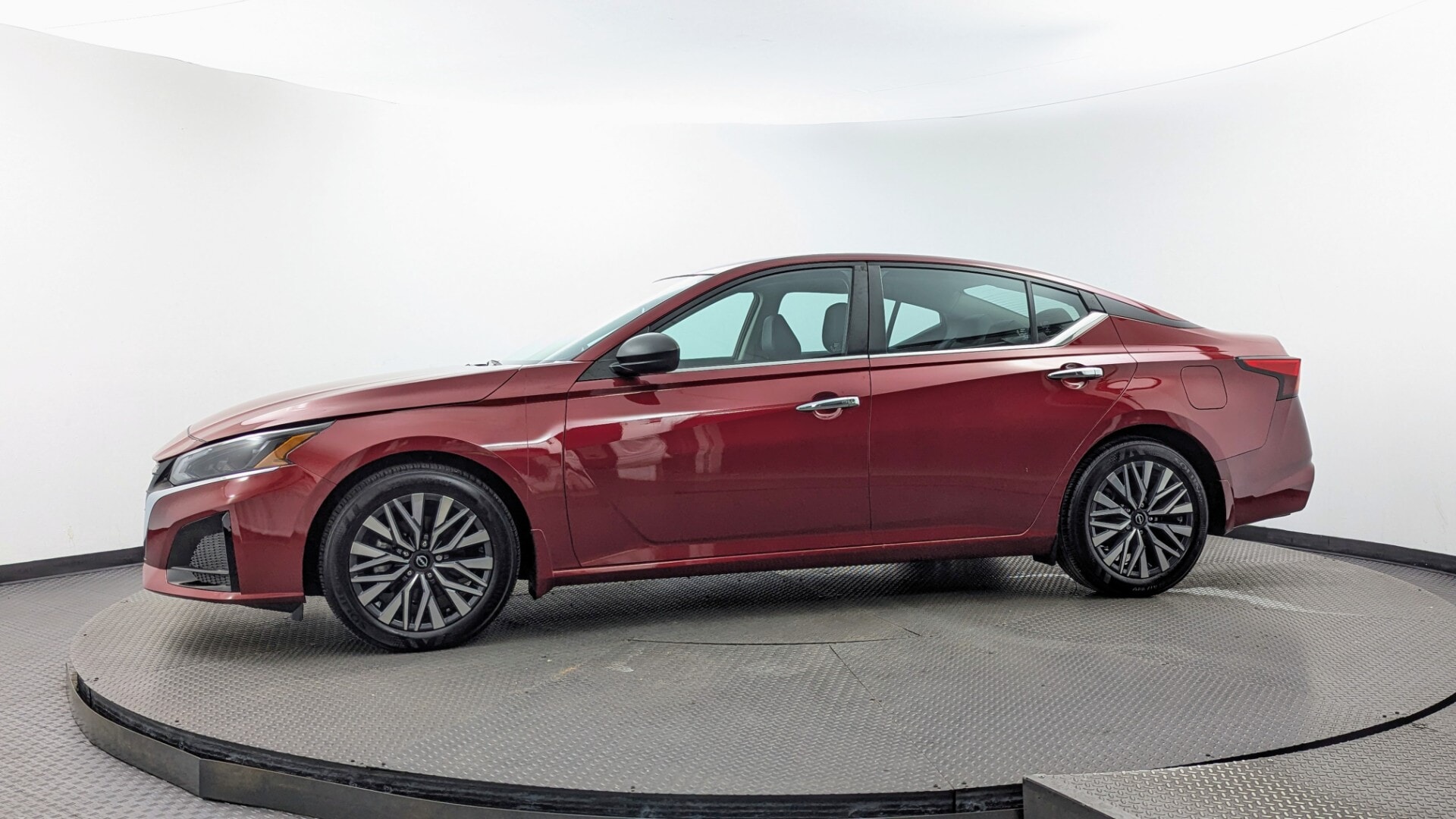 Florida Fine Cars - Used vehicle - SEDAN NISSAN ALTIMA 2024