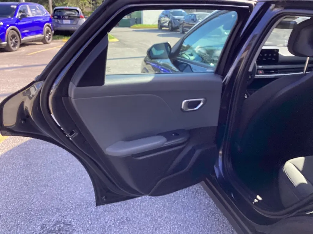 2026 KIA K4 LXS photo 12