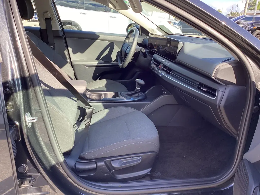 2026 KIA K4 LXS photo 16