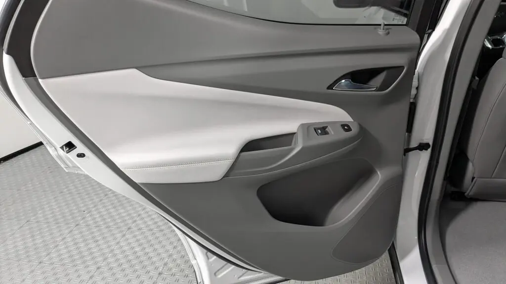 2022 CHEVROLET BOLT EUV PREMIER photo 16