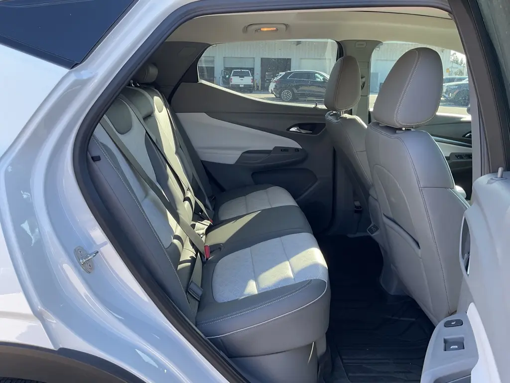 2022 CHEVROLET BOLT EUV PREMIER photo 12