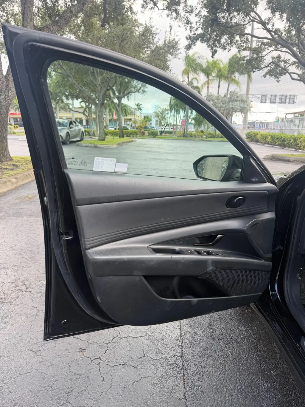 2025 HYUNDAI ELANTRA SEL SPORT photo 12