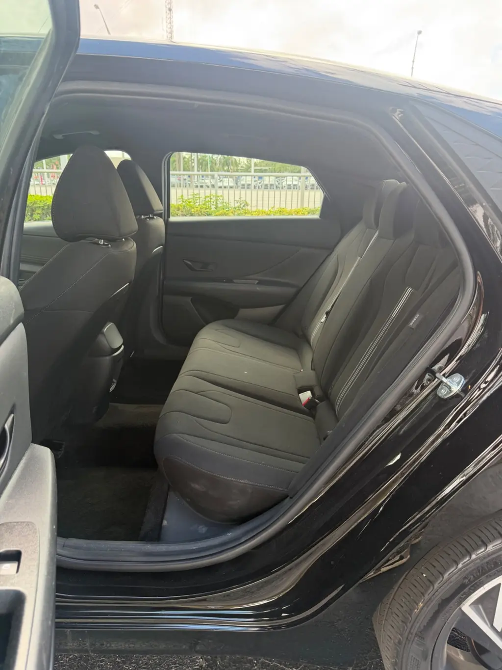 2025 HYUNDAI ELANTRA SEL SPORT photo 16