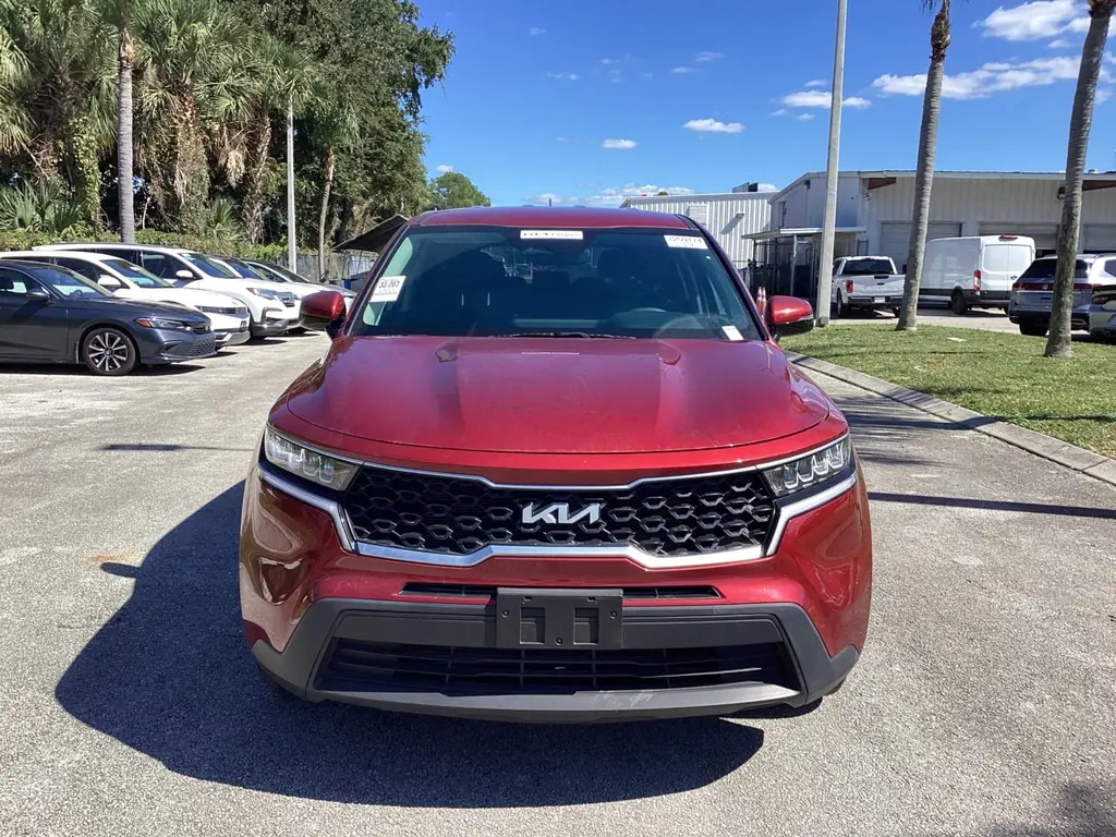 2023 KIA SORENTO LX photo 2