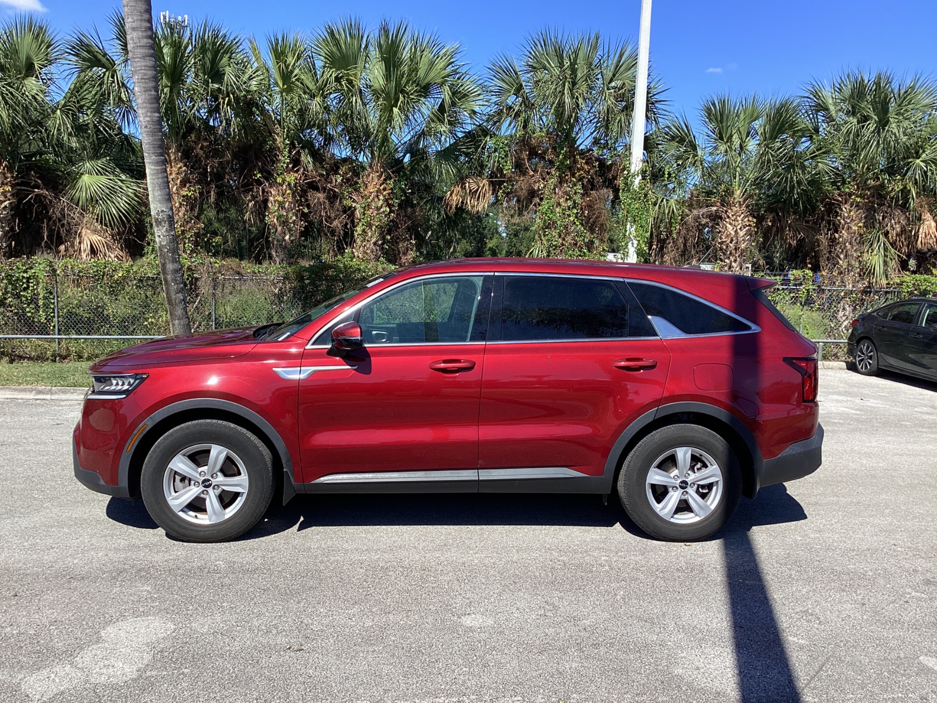 2023 KIA SORENTO LX photo 8