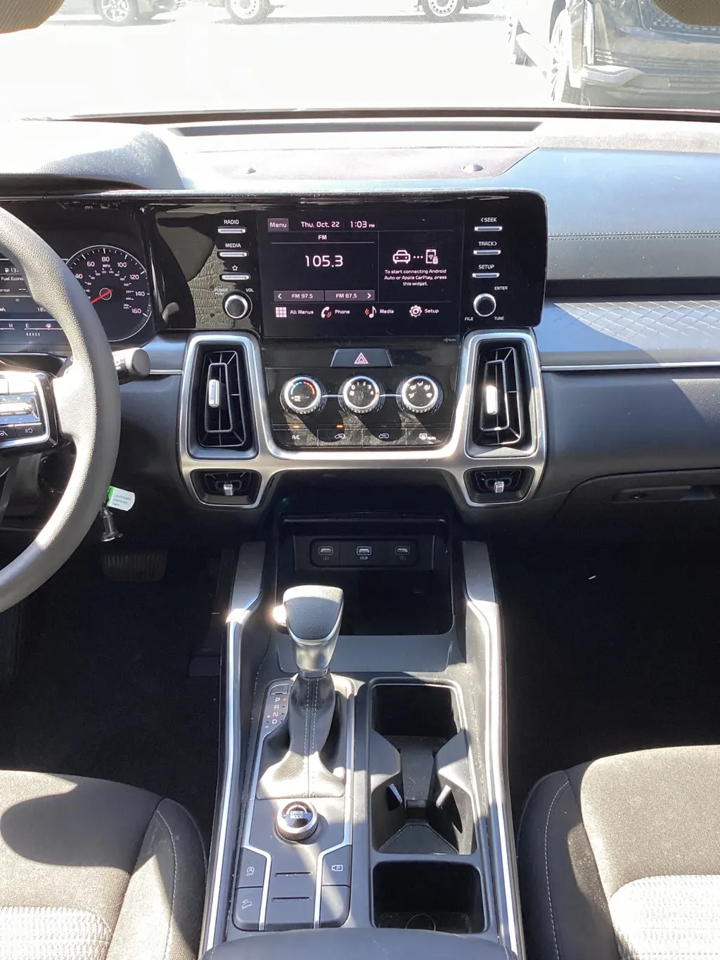 2023 KIA SORENTO LX photo 15
