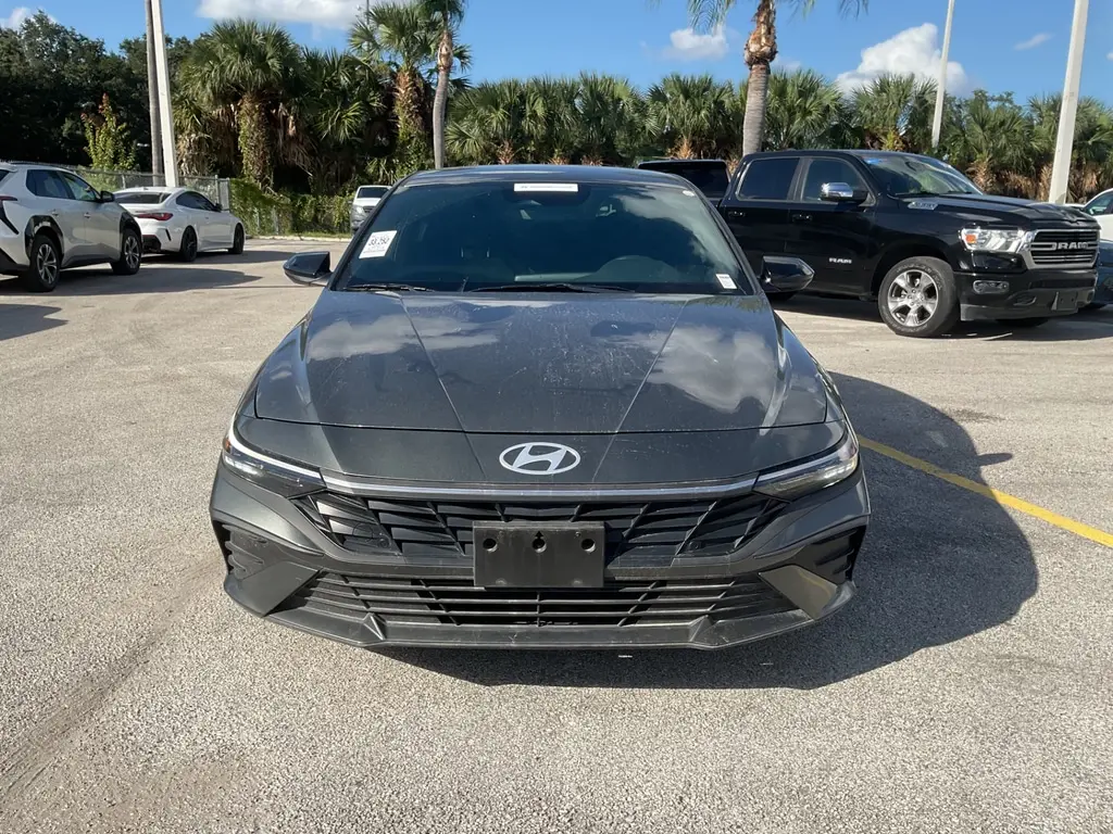 2025 HYUNDAI ELANTRA SEL SPORT photo 7