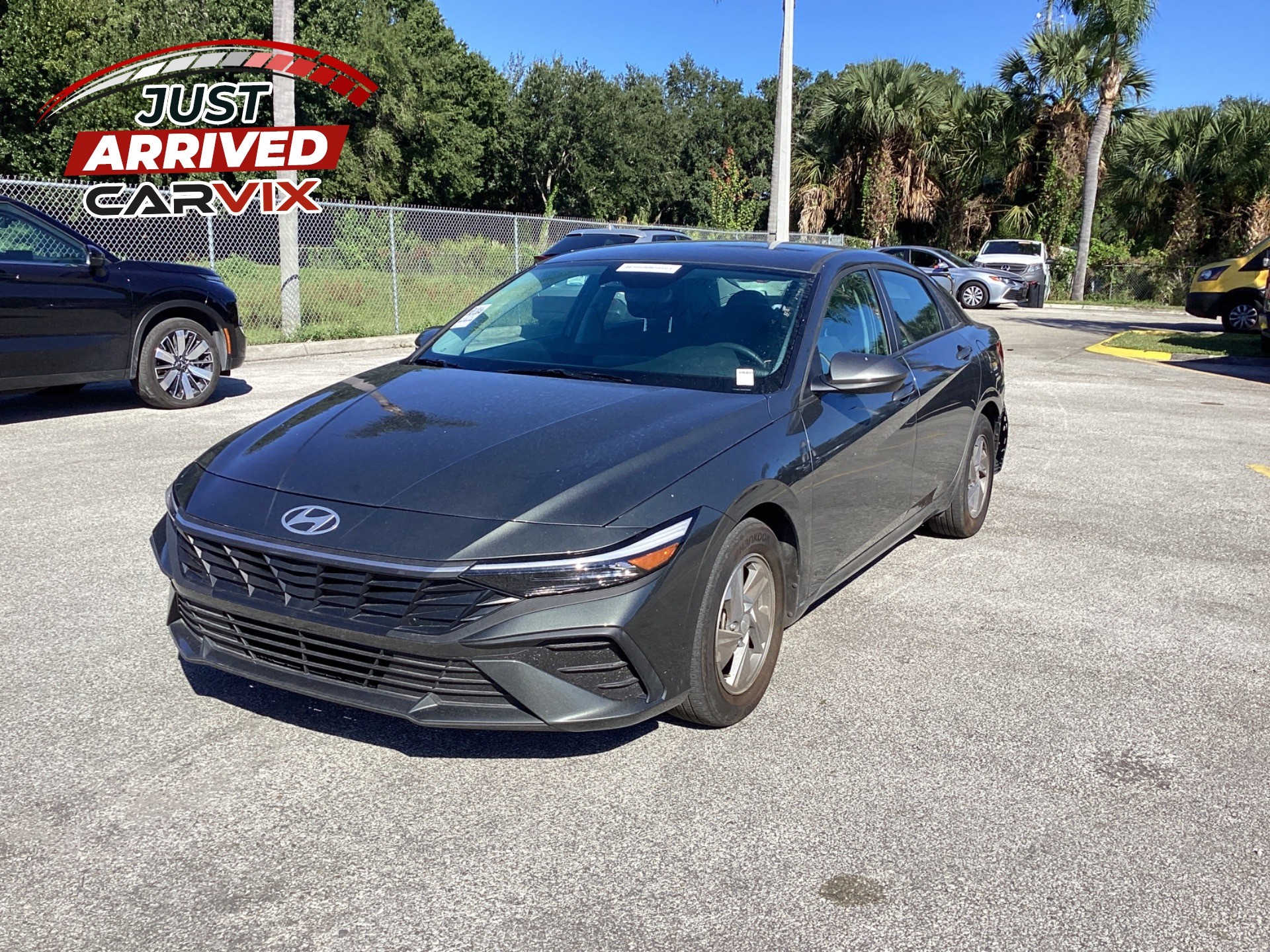 2025 HYUNDAI ELANTRA SE photo 1