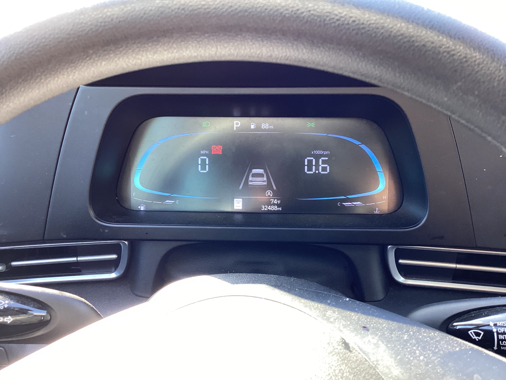 2025 HYUNDAI ELANTRA SE photo 22
