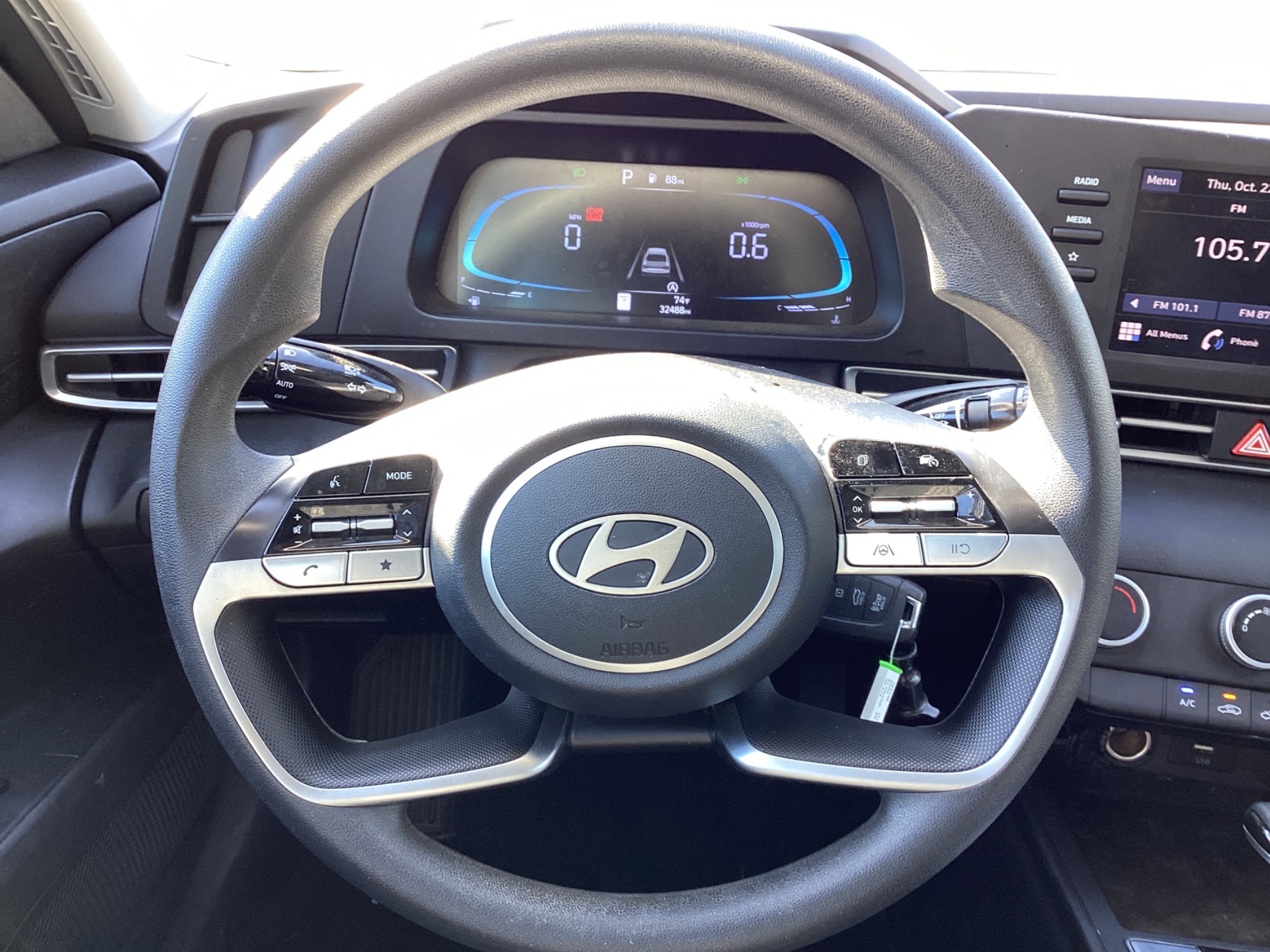 2025 HYUNDAI ELANTRA SE photo 21