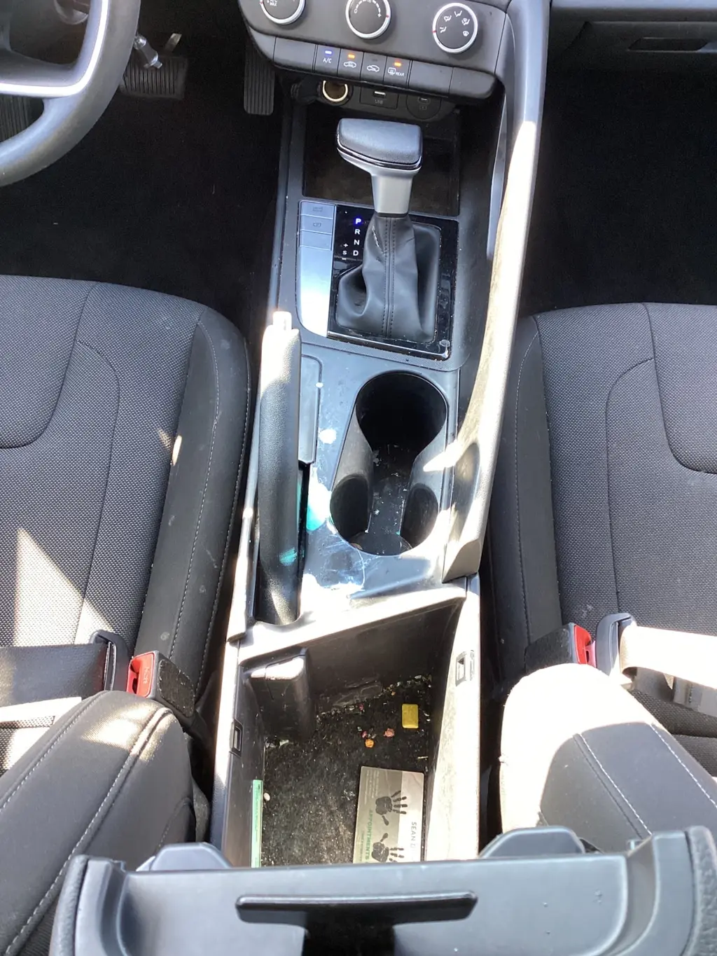 2025 HYUNDAI ELANTRA SE photo 18