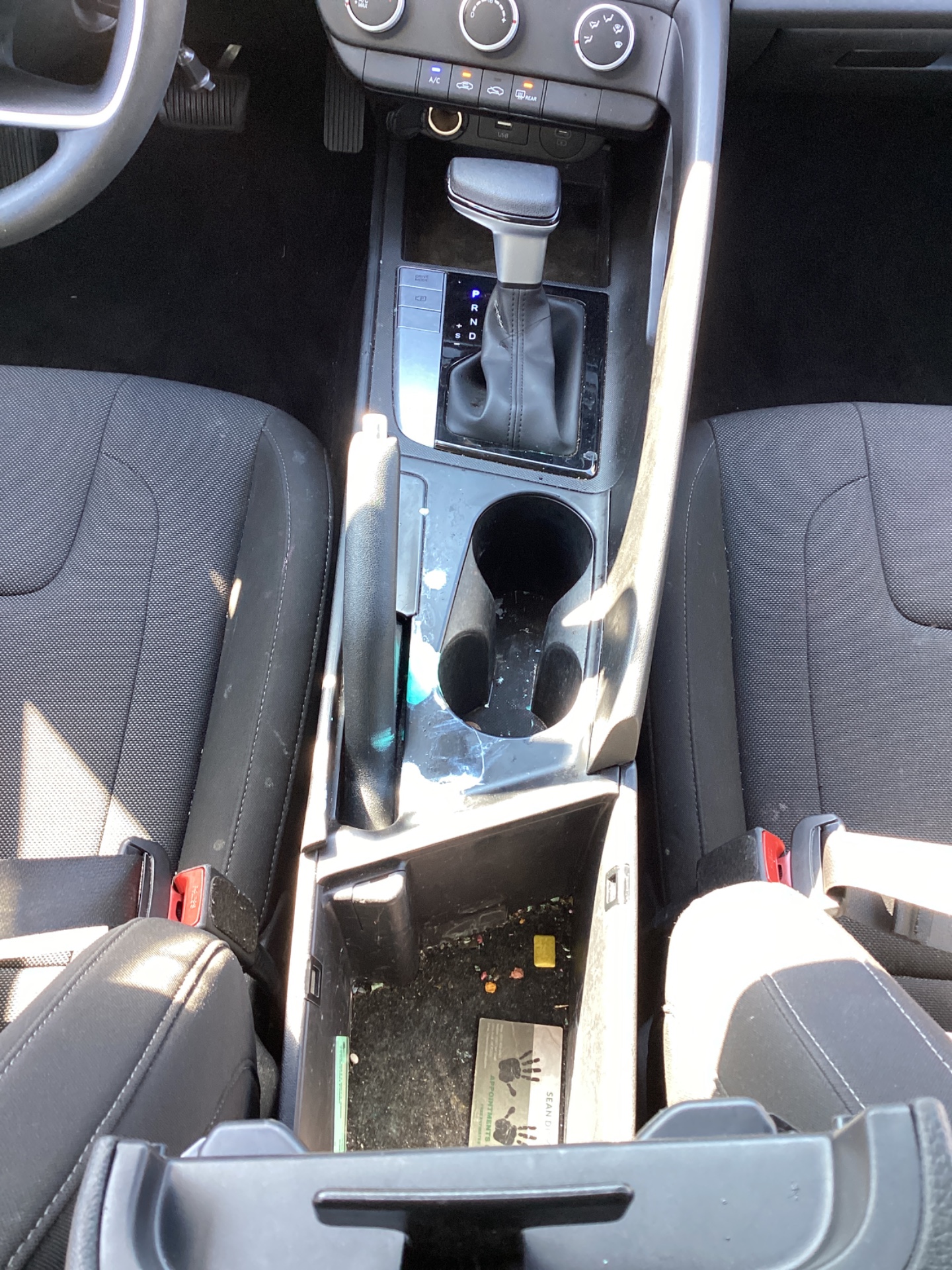 2025 HYUNDAI ELANTRA SE photo 18