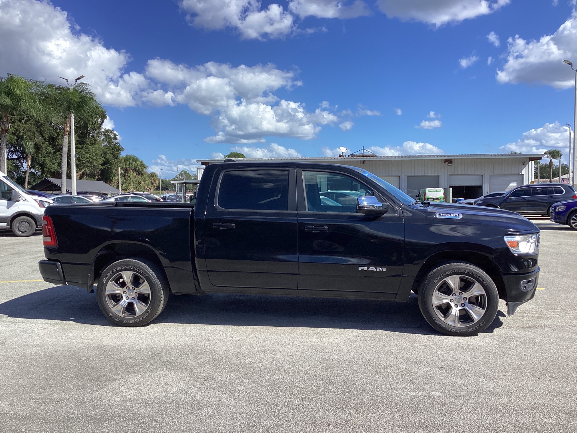 2024 RAM 1500 LARAMIE photo 4