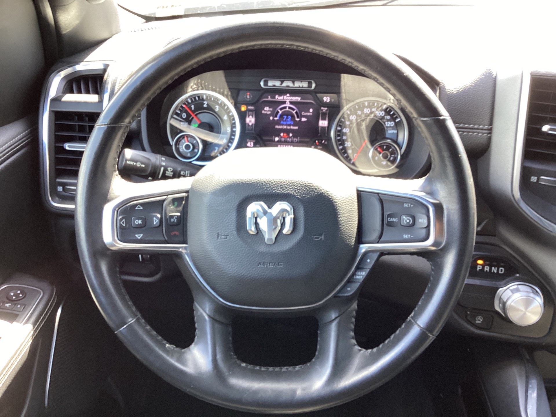2024 RAM 1500 LARAMIE photo 21
