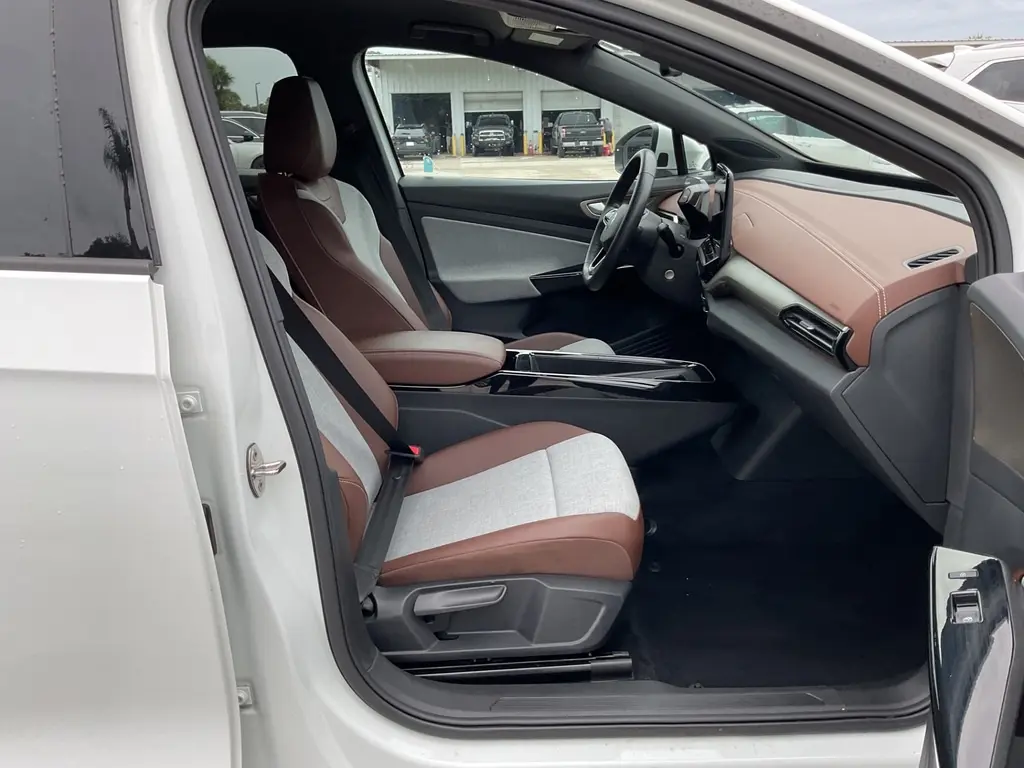 2024 VOLKSWAGEN ID.4 STANDARD photo 18