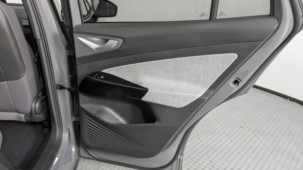 2023 VOLKSWAGEN ID.4 PRO photo 15