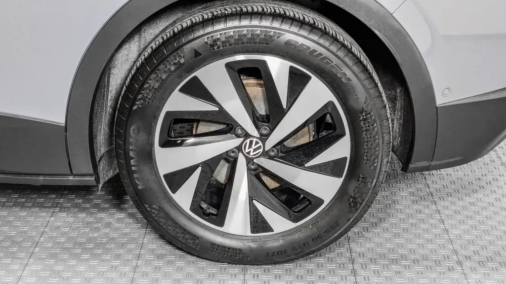 2023 VOLKSWAGEN ID.4 PRO photo 33