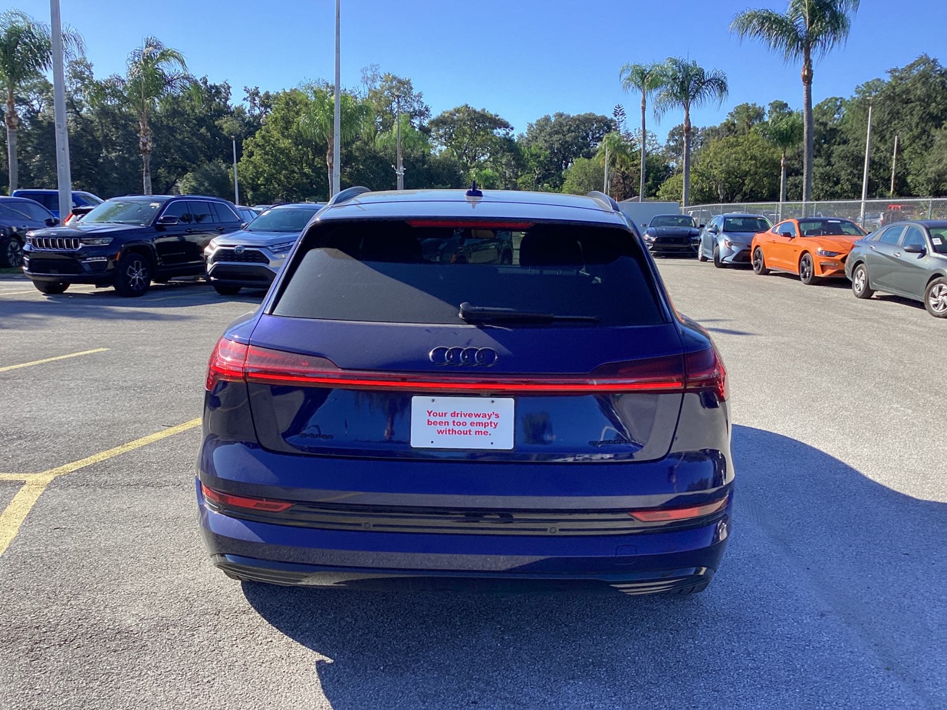 2022 AUDI E-TRON PREMIUM photo 5