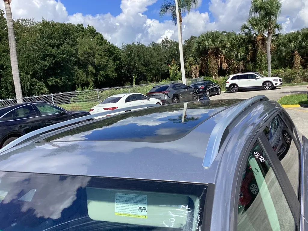 2023 VOLKSWAGEN TAOS SE photo 6