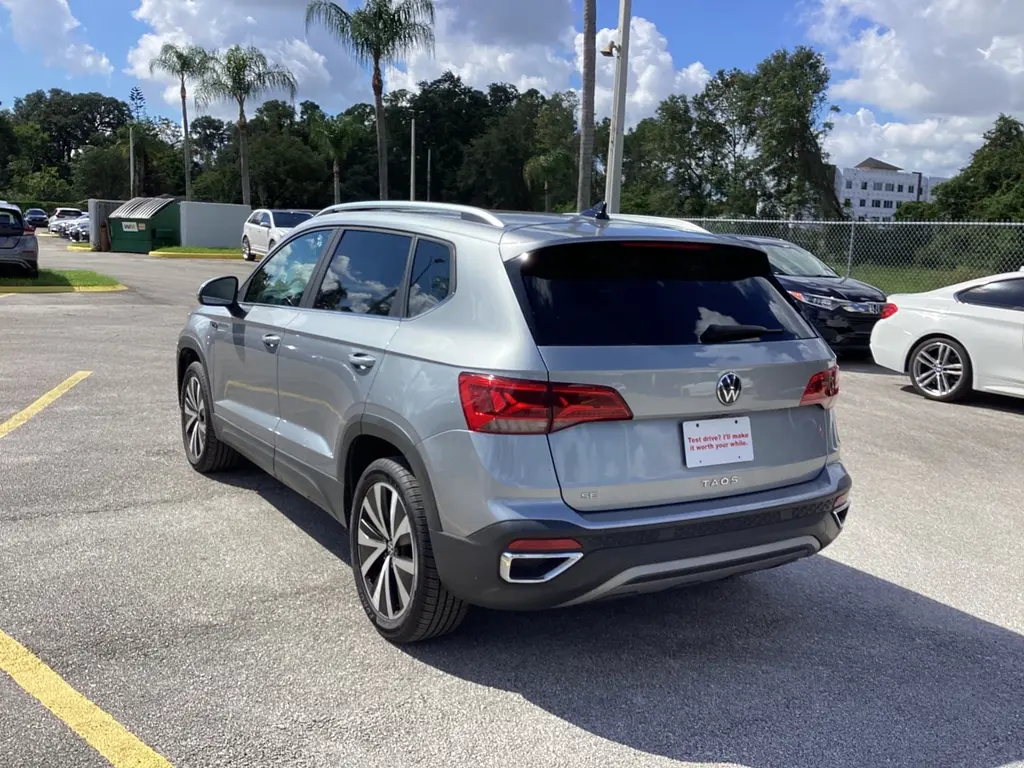 2023 VOLKSWAGEN TAOS SE photo 8