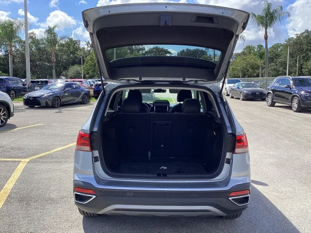 2023 VOLKSWAGEN TAOS SE photo 10