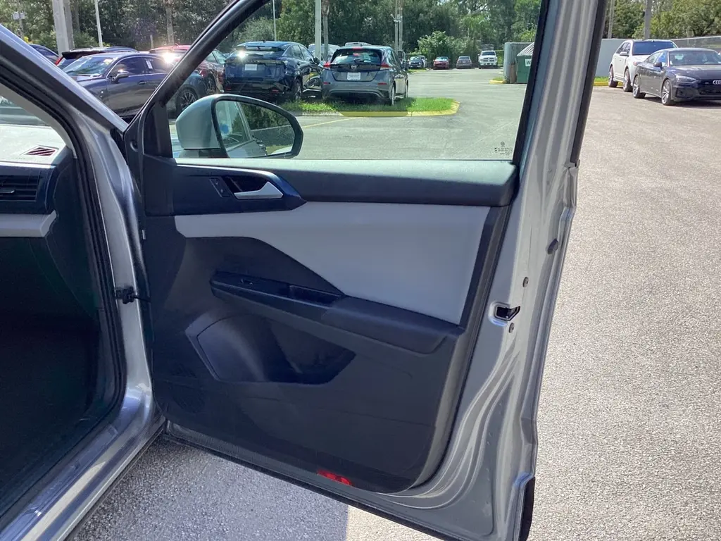 2023 VOLKSWAGEN TAOS SE photo 16