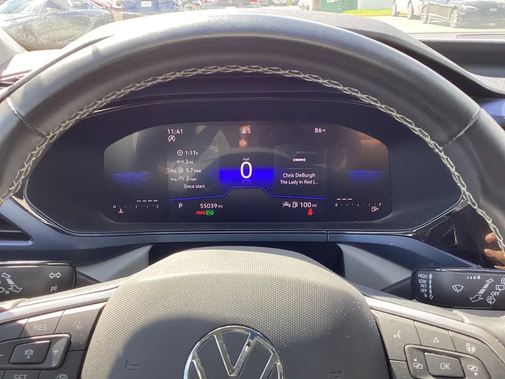 2023 VOLKSWAGEN TAOS SE photo 24