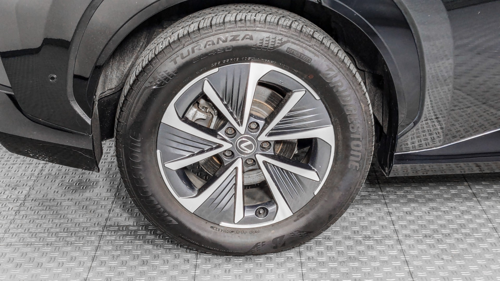 2023 LEXUS RZ RZ 450E PREMIUM photo 35