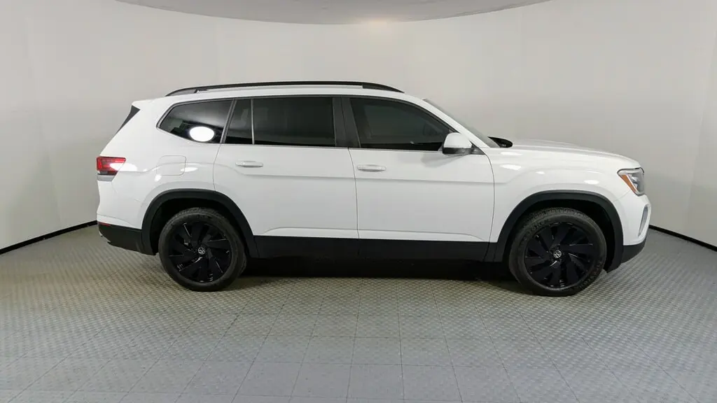 2024 VOLKSWAGEN ATLAS 2.0T SE W/TECHNOLOGY photo 6