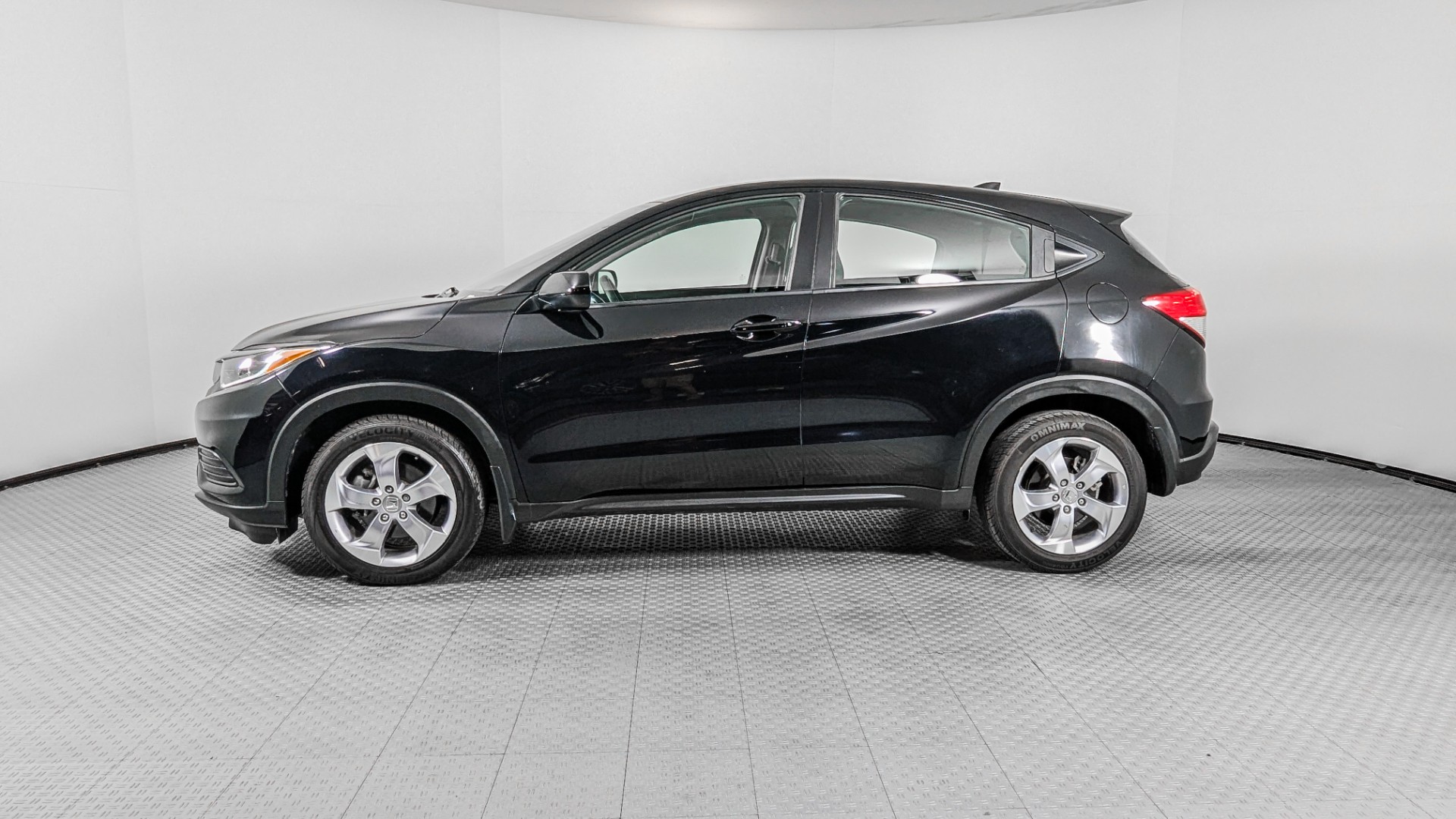 2022 HONDA HR-V LX photo 2