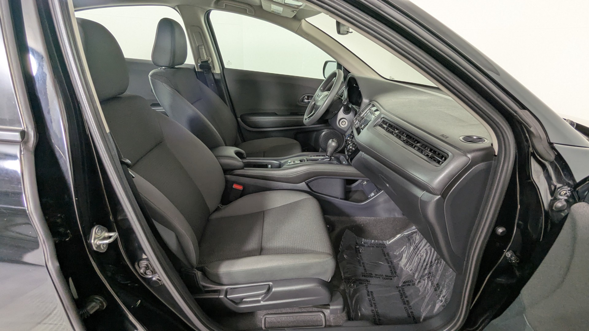 2022 HONDA HR-V LX photo 22