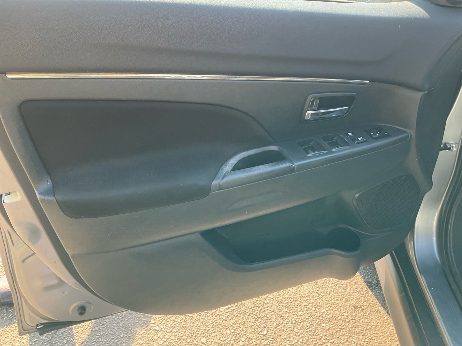 2024 MITSUBISHI OUTLANDER SPORT S photo 6