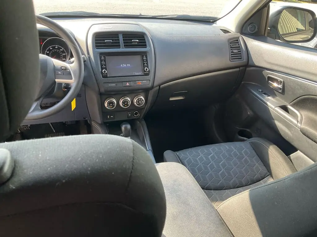 2024 MITSUBISHI OUTLANDER SPORT S photo 11
