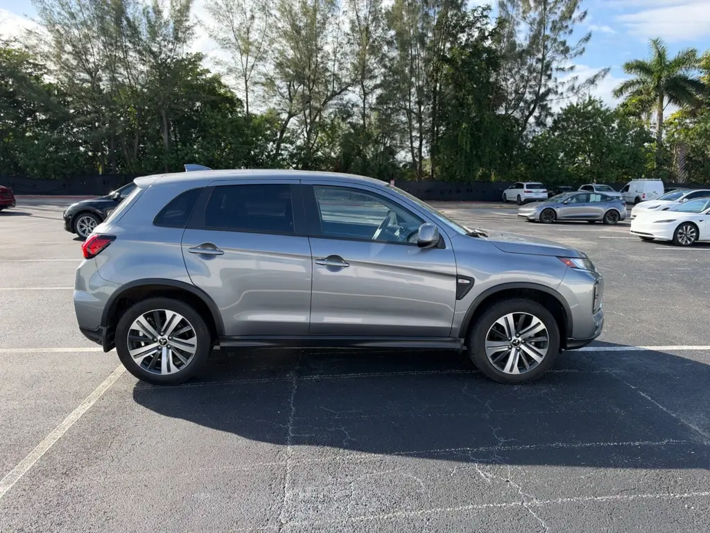 2024 MITSUBISHI OUTLANDER SPORT S photo 6