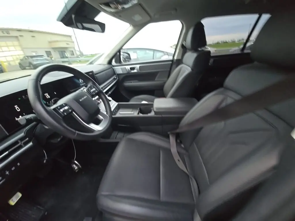 2026 HYUNDAI SANTA FE SEL photo 10