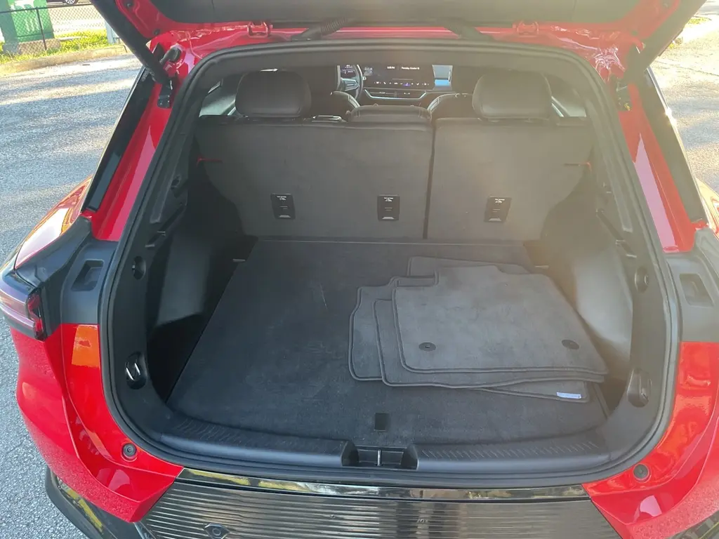 2024 CHEVROLET EQUINOX EV LT photo 14