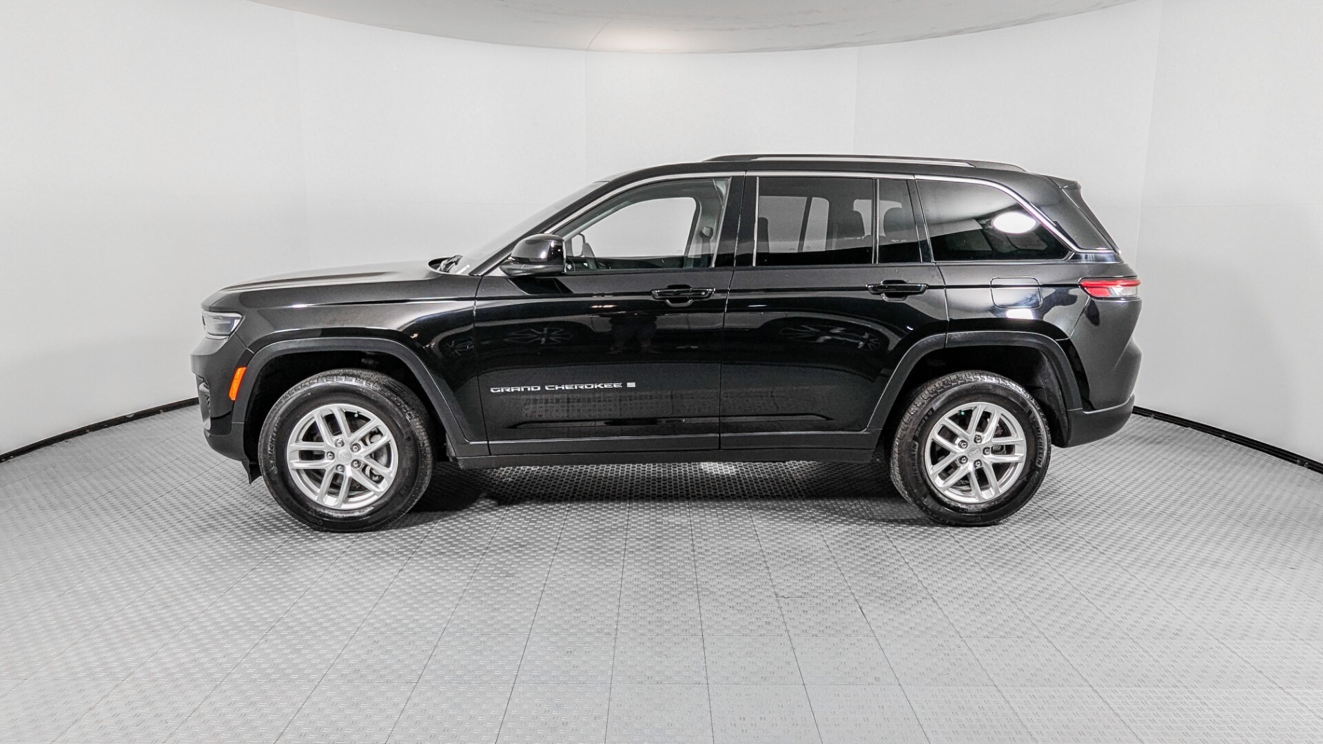 Florida Fine Cars - Used vehicle - SUV JEEP GRAND CHEROKEE 2023