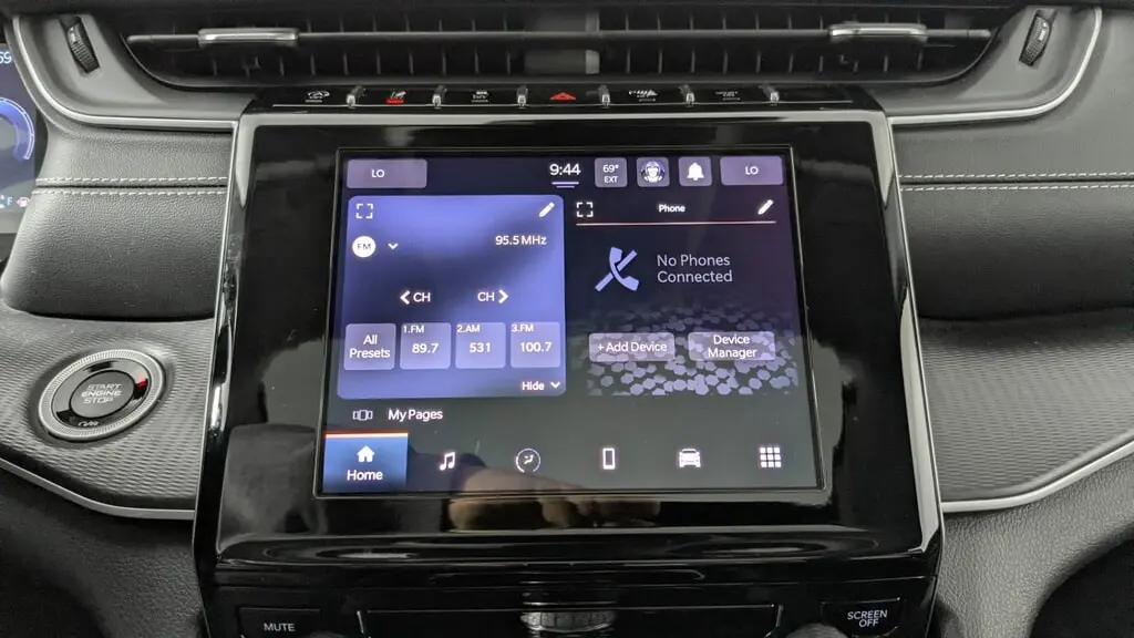 2023 JEEP GRAND CHEROKEE LAREDO X photo 24