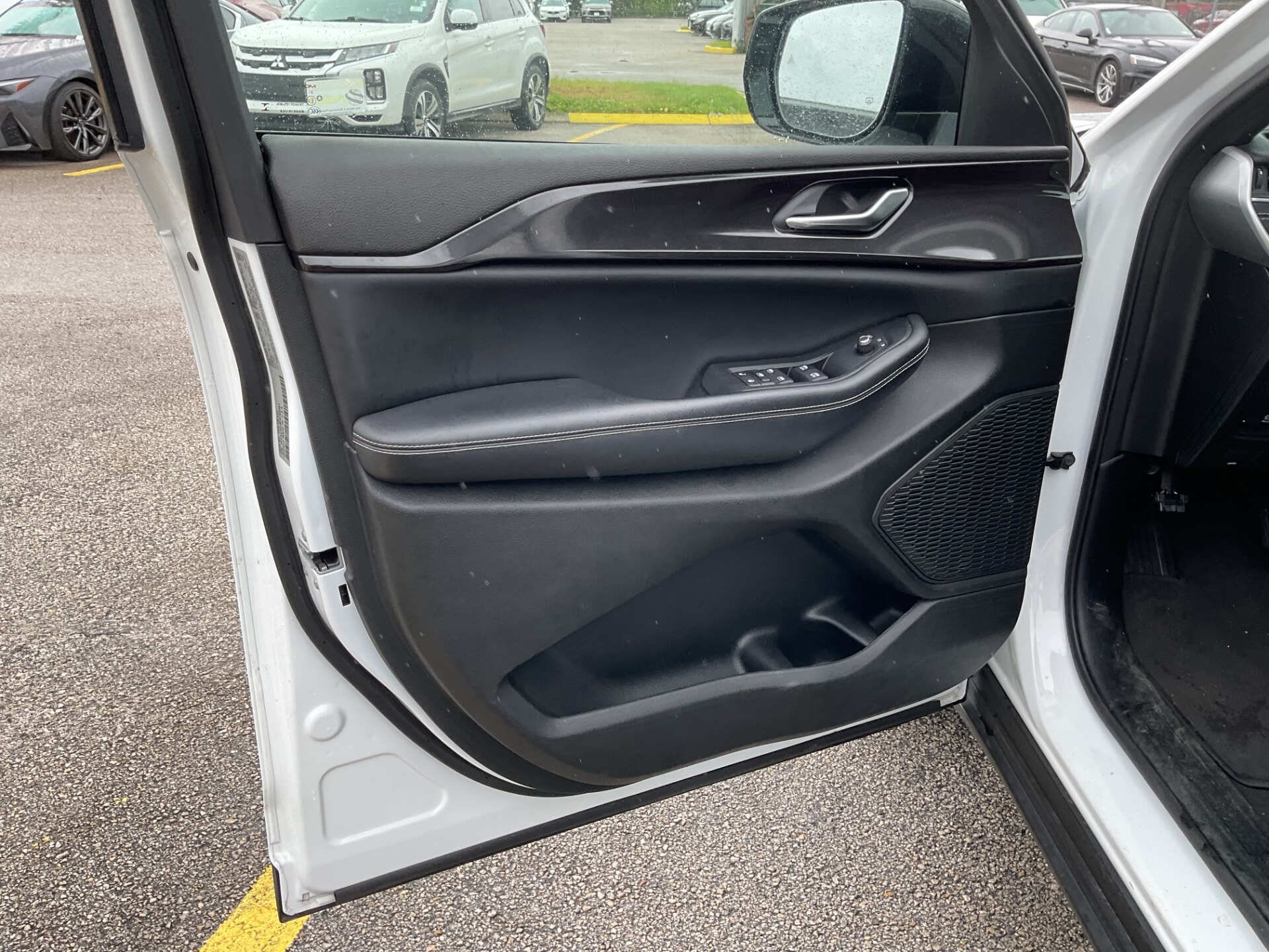 2023 JEEP GRAND CHEROKEE L ALTITUDE photo 17