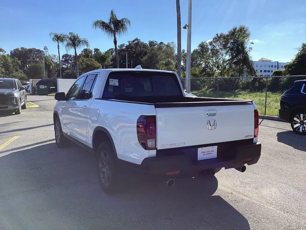 2023 HONDA RIDGELINE RTL photo 5