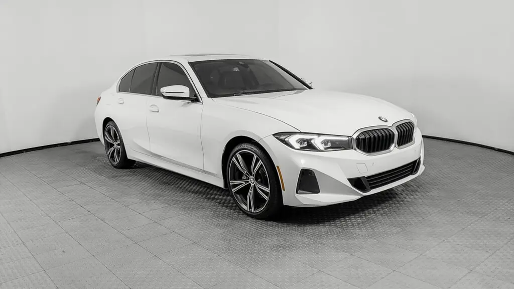 2024 BMW 3 SERIES 330I photo 8
