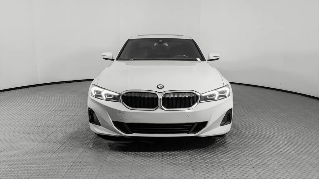 2024 BMW 3 SERIES 330I photo 9