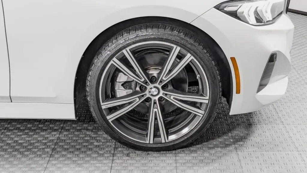 2024 BMW 3 SERIES 330I photo 31