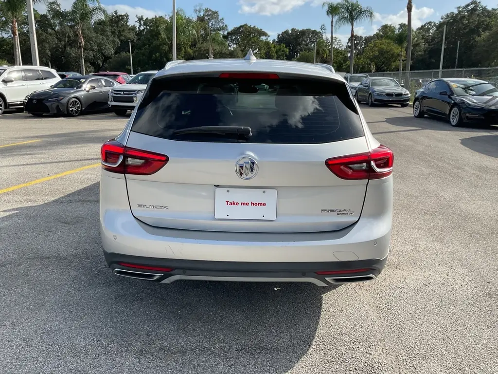 2018 BUICK REGAL TOURX PREFERRED photo 7