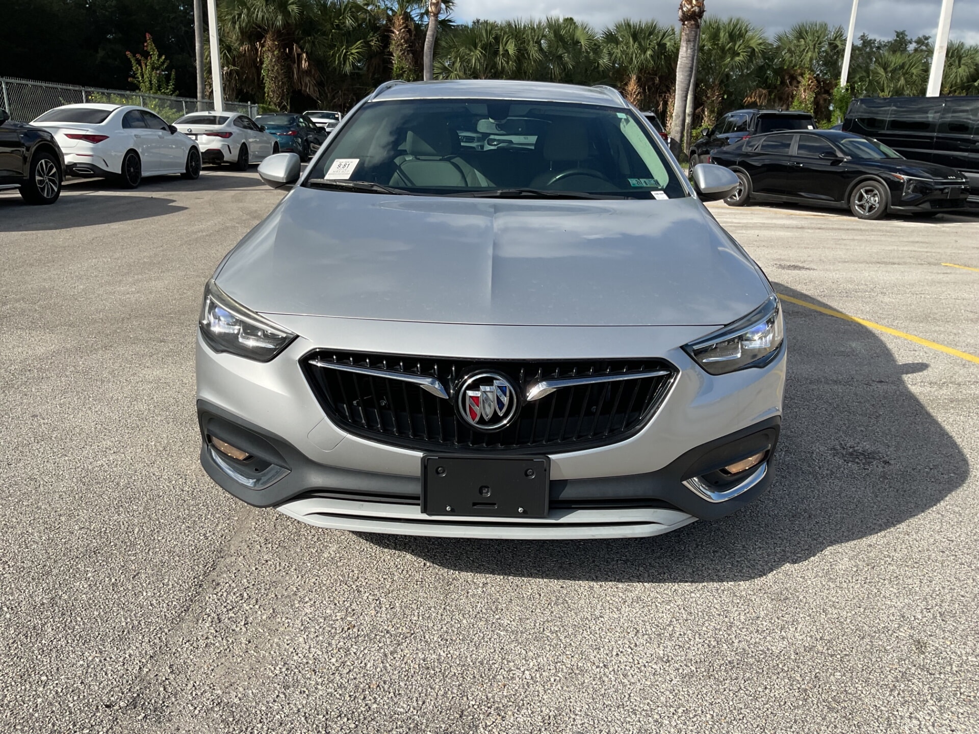 2018 BUICK REGAL TOURX PREFERRED photo 11