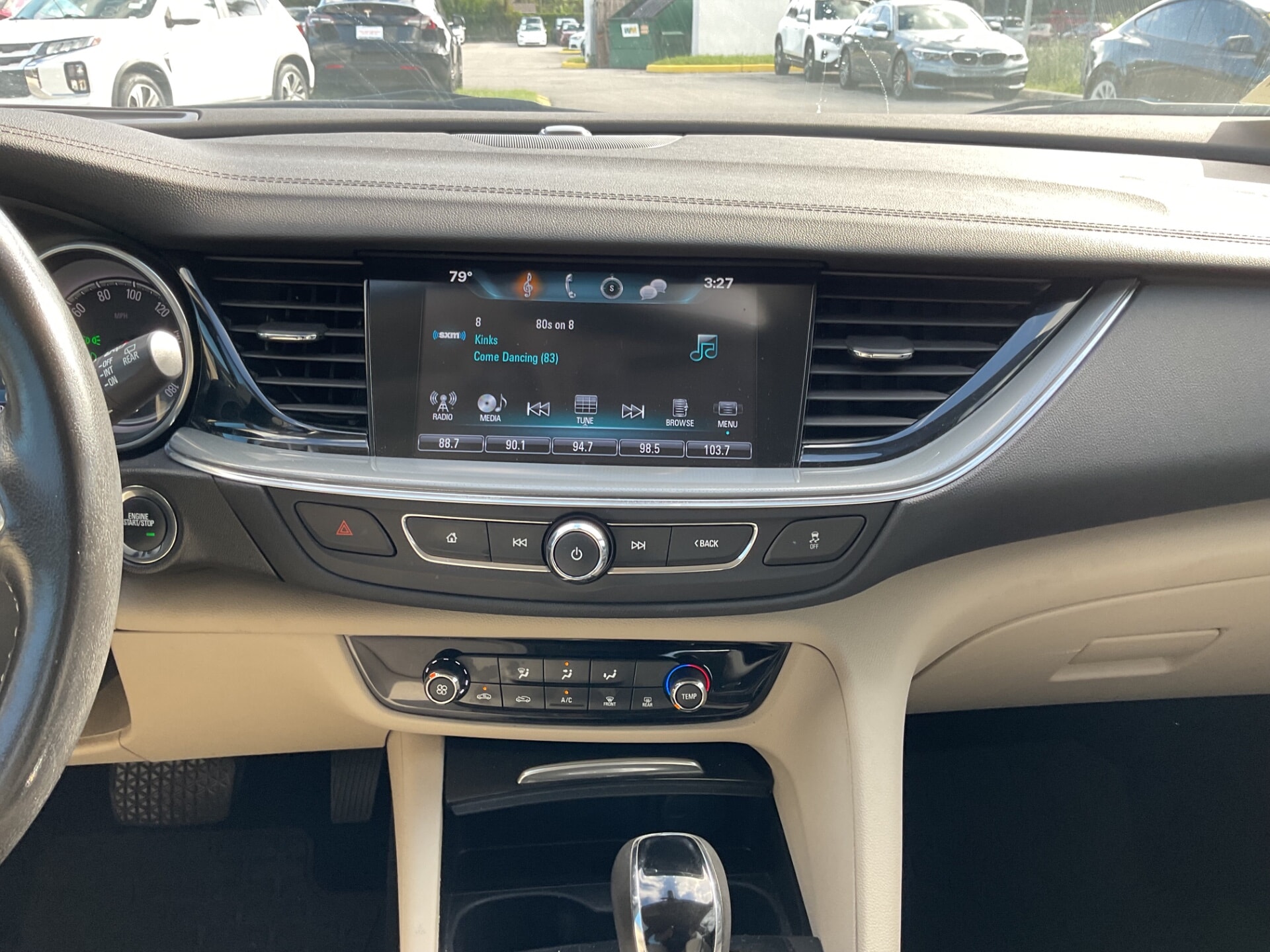 2018 BUICK REGAL TOURX PREFERRED photo 20