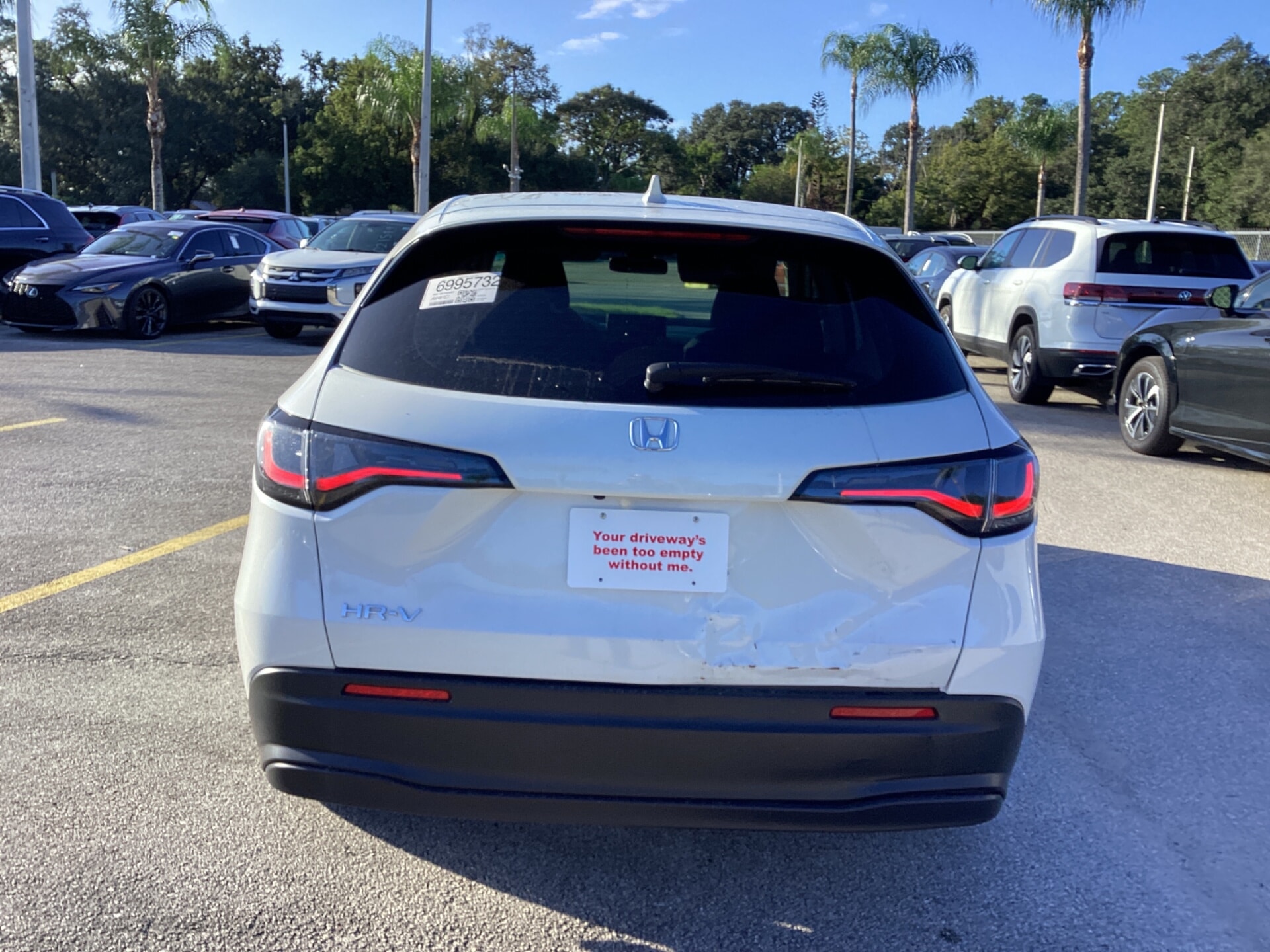 2025 HONDA HR-V LX photo 9