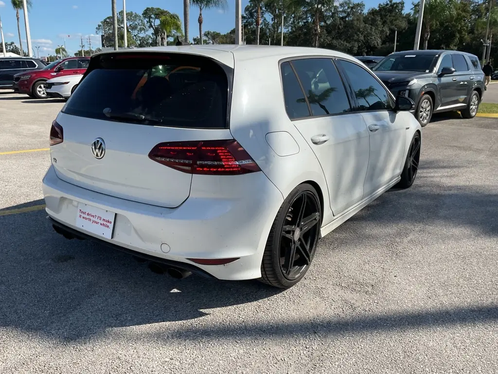 2016 VOLKSWAGEN GOLF R photo 5