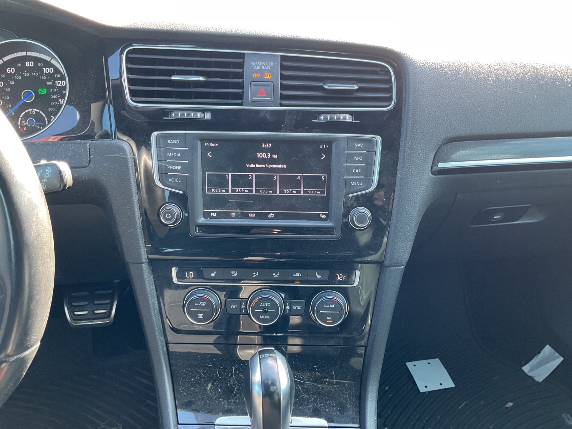 2016 VOLKSWAGEN GOLF R photo 21