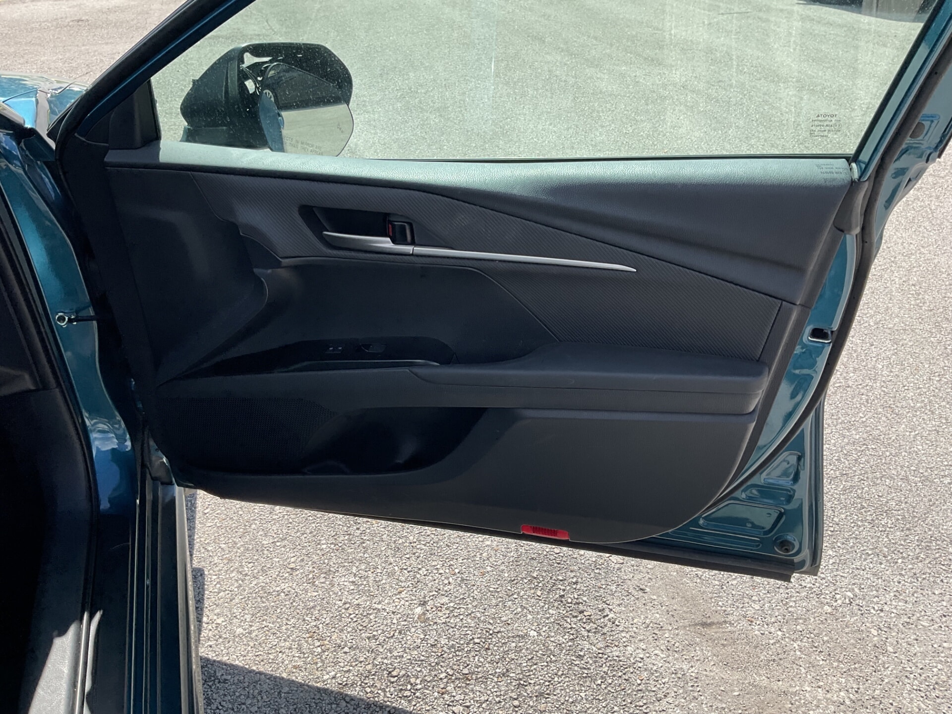 2025 TOYOTA CAMRY SE photo 23